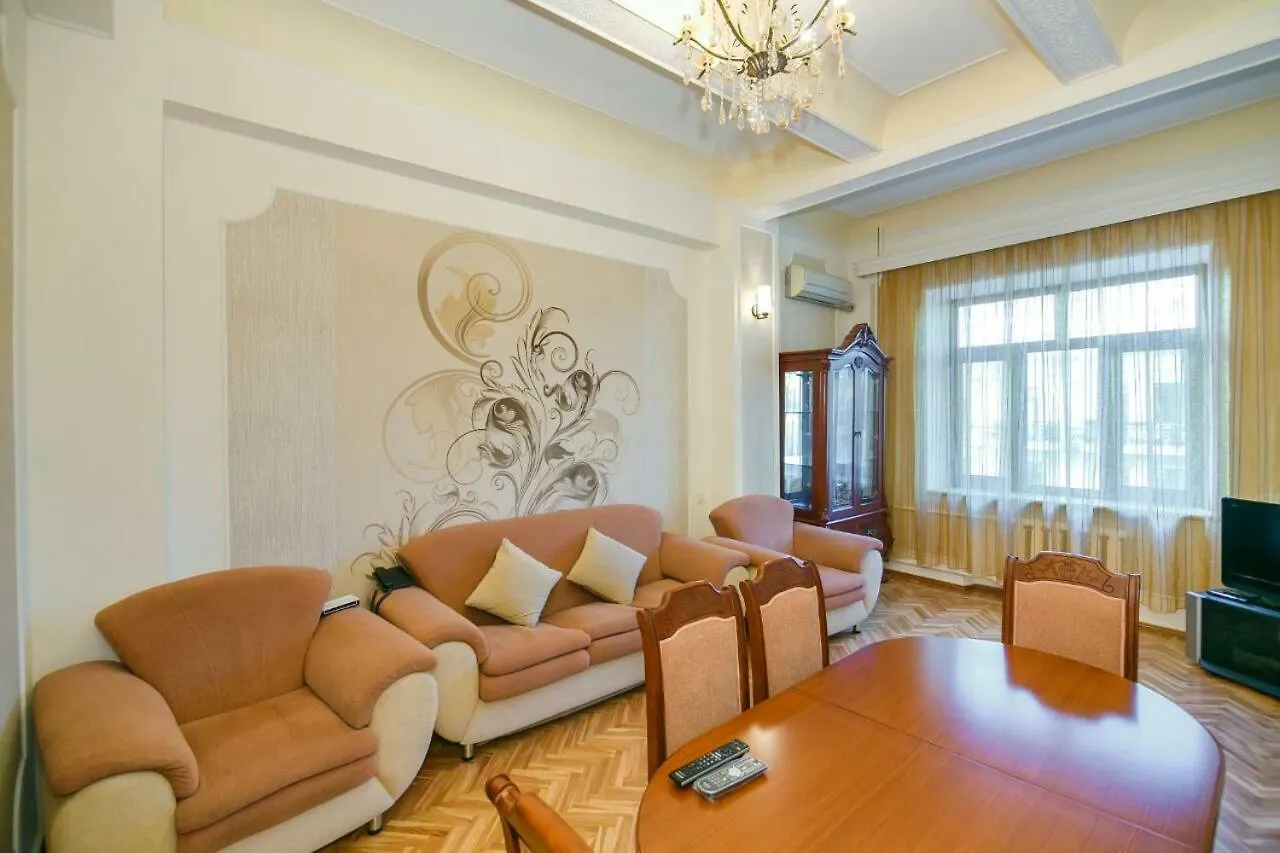 Zarifa Aliyeva Bedroom 1 Baku 0*,